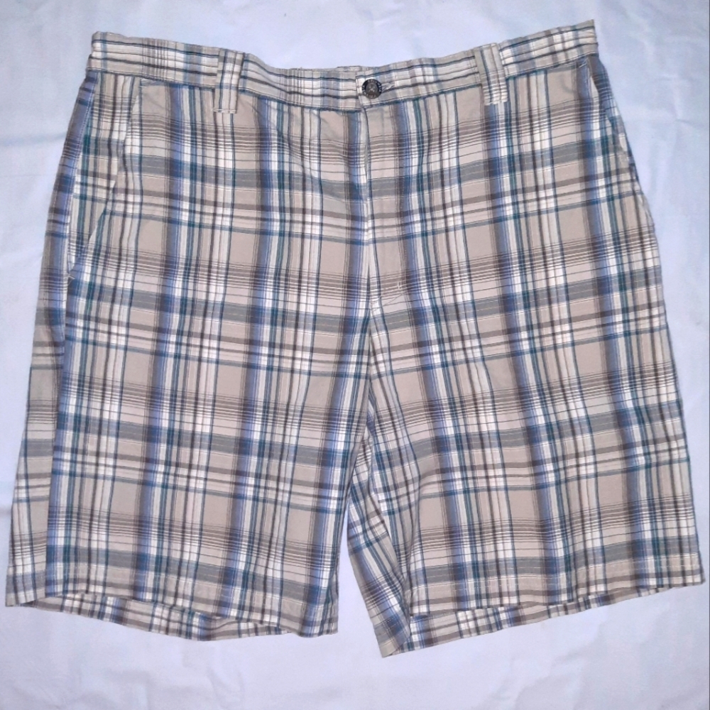 Columbia Sportswear Blue Plaid Cotton Shorts Men's Size: 38 - FAST SHIP